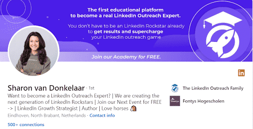 LinkedIn Banner Add a relevant image or element